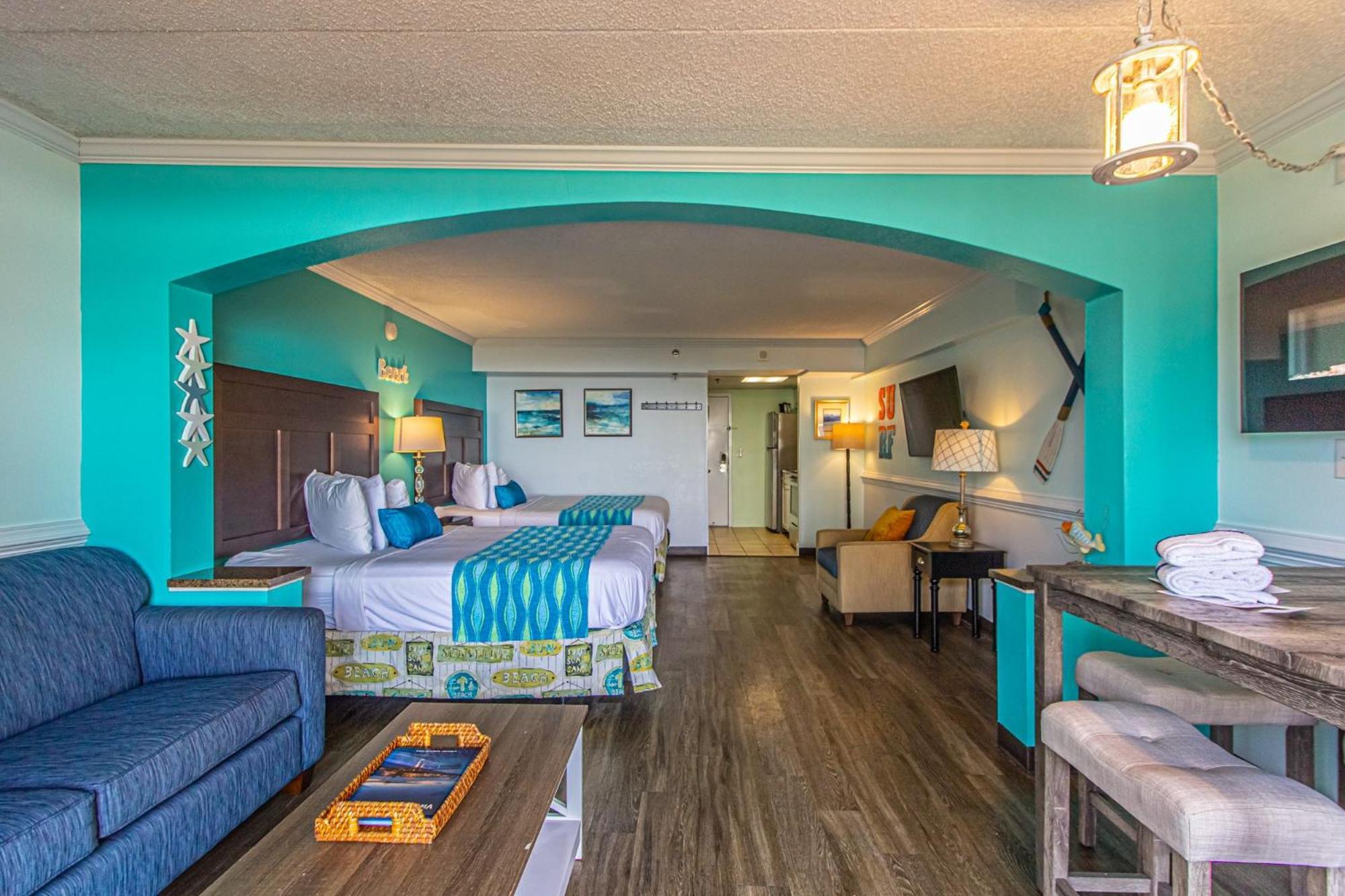 Oversized Ocean View Queen Suite With Beautiful Fireplace And Accents - Sleeps 4 Guests! 默特尔比奇 客房 照片